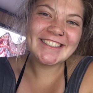 Meet your Posher, Hailey